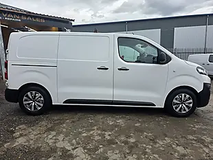 Used 2021 Citroen Dispatch Enterprise M White - Interior and Exterior details 7