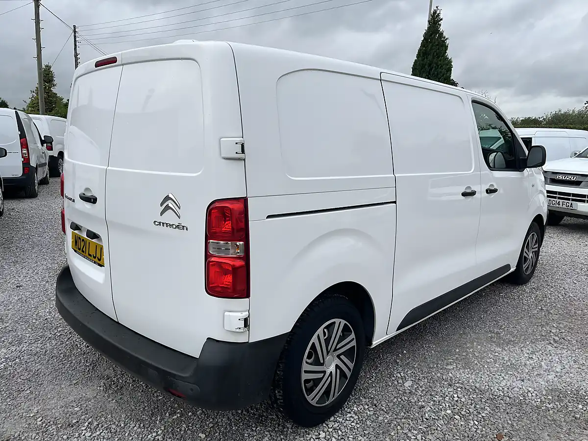 Used 2021 Citroen Dispatch Enterprise M White - Interior and Exterior details 10