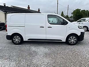 Used 2021 Citroen Dispatch Enterprise M White - Interior and Exterior details 12