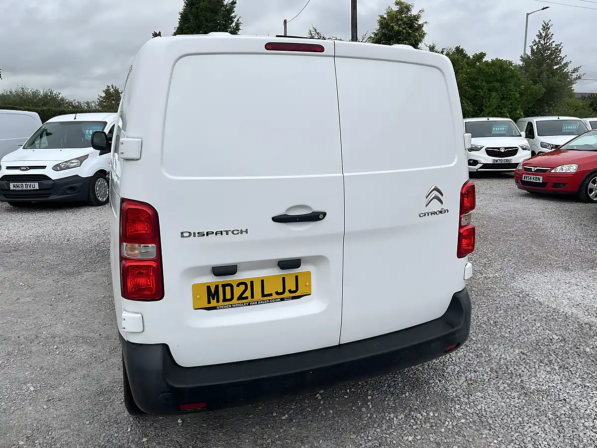 Used 2021 Citroen Dispatch Enterprise M White - Interior and Exterior details 9