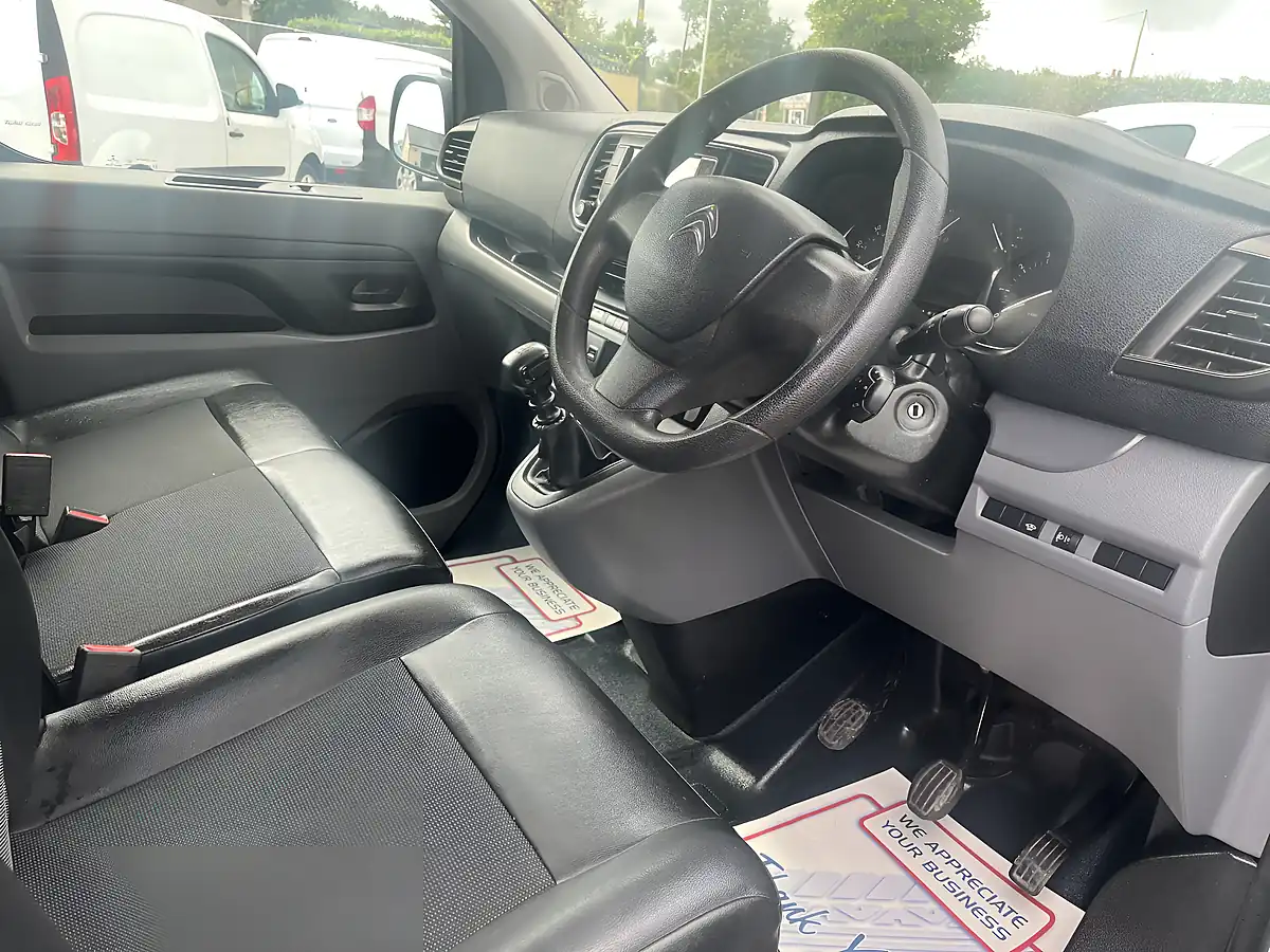 Used 2021 Citroen Dispatch Enterprise M White - Interior and Exterior details 3