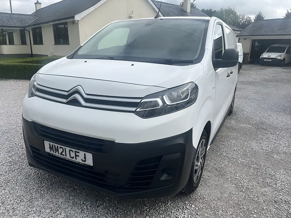 Used 2021 Citroen Dispatch Enterprise M White - Interior and Exterior details 5