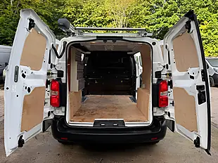 Used 2021 Citroen Dispatch Enterprise M White - Interior and Exterior details 10