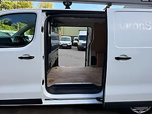 Used 2021 Citroen Dispatch Enterprise M White - Interior and Exterior details 13