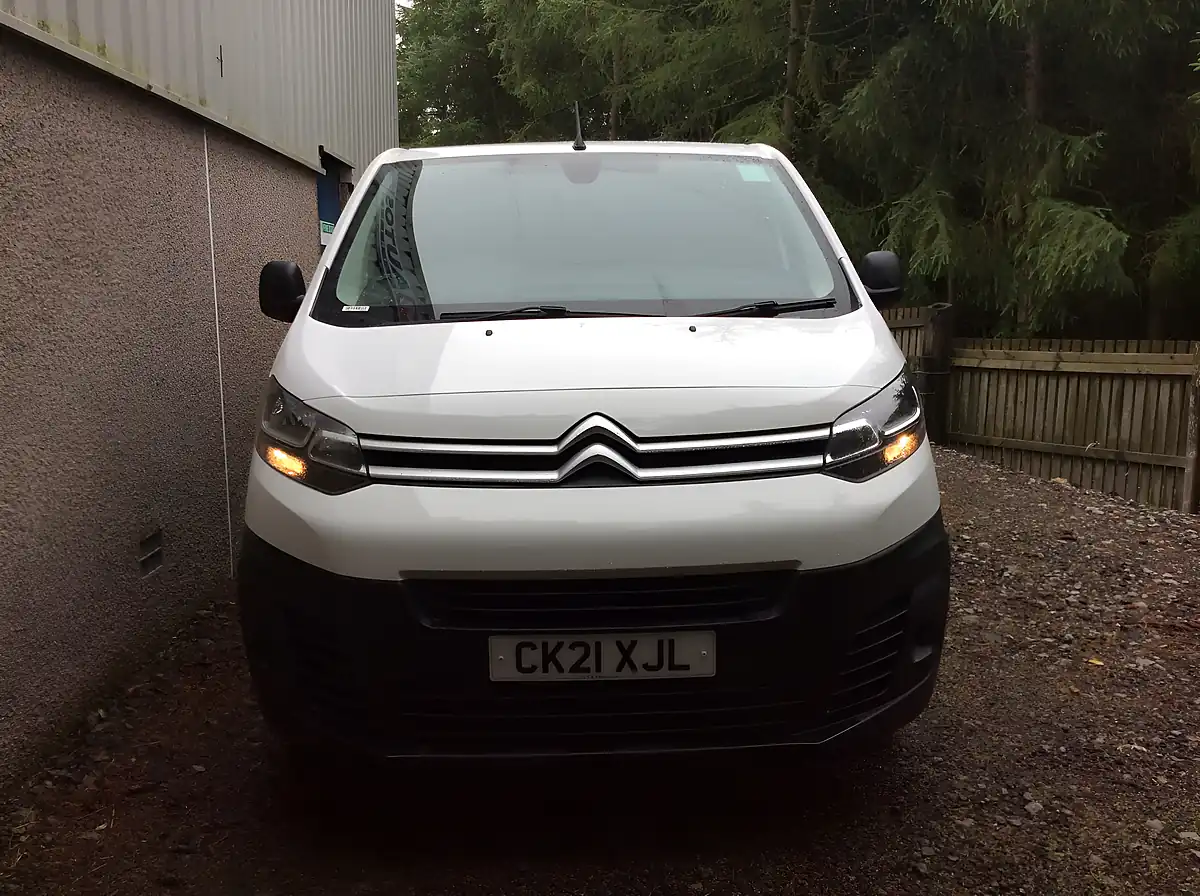 Used 2021 Citroen Dispatch Enterprise Xl White - Interior and Exterior details 8