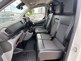 Used 2021 Citroen Dispatch Enterprise Xs White - Interior and Exterior details 3