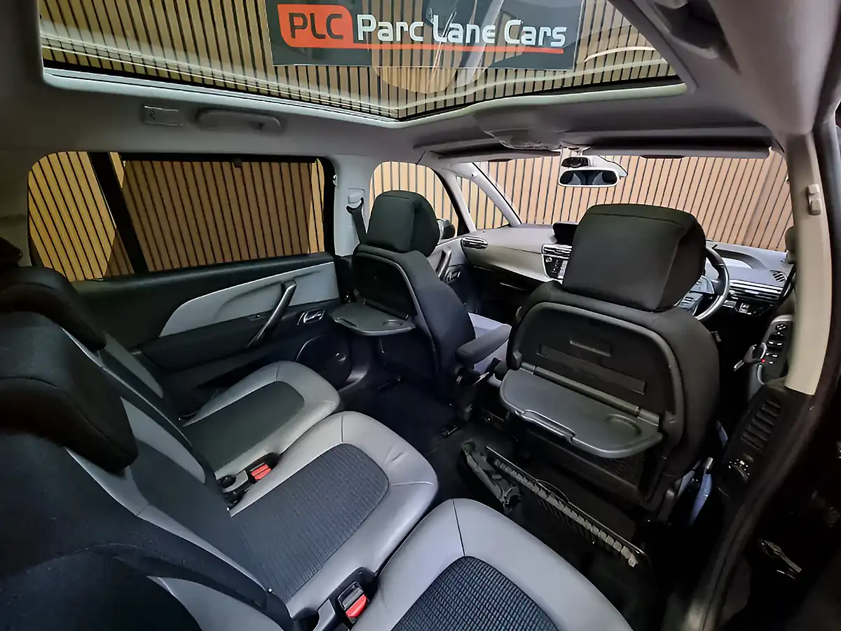 Used 2021 Citroen Grand C4 Spacetourer Flair Plus Black - Interior and Exterior details 16