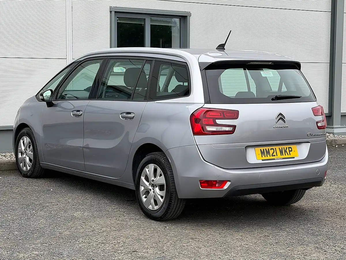 Used 2021 Citroen Grand C4 Spacetourer Live Grey - Interior and Exterior details 10