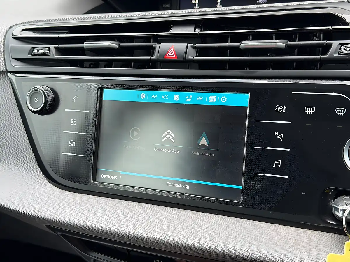 Used 2021 Citroen Grand C4 Spacetourer Live Grey - Interior and Exterior details 18