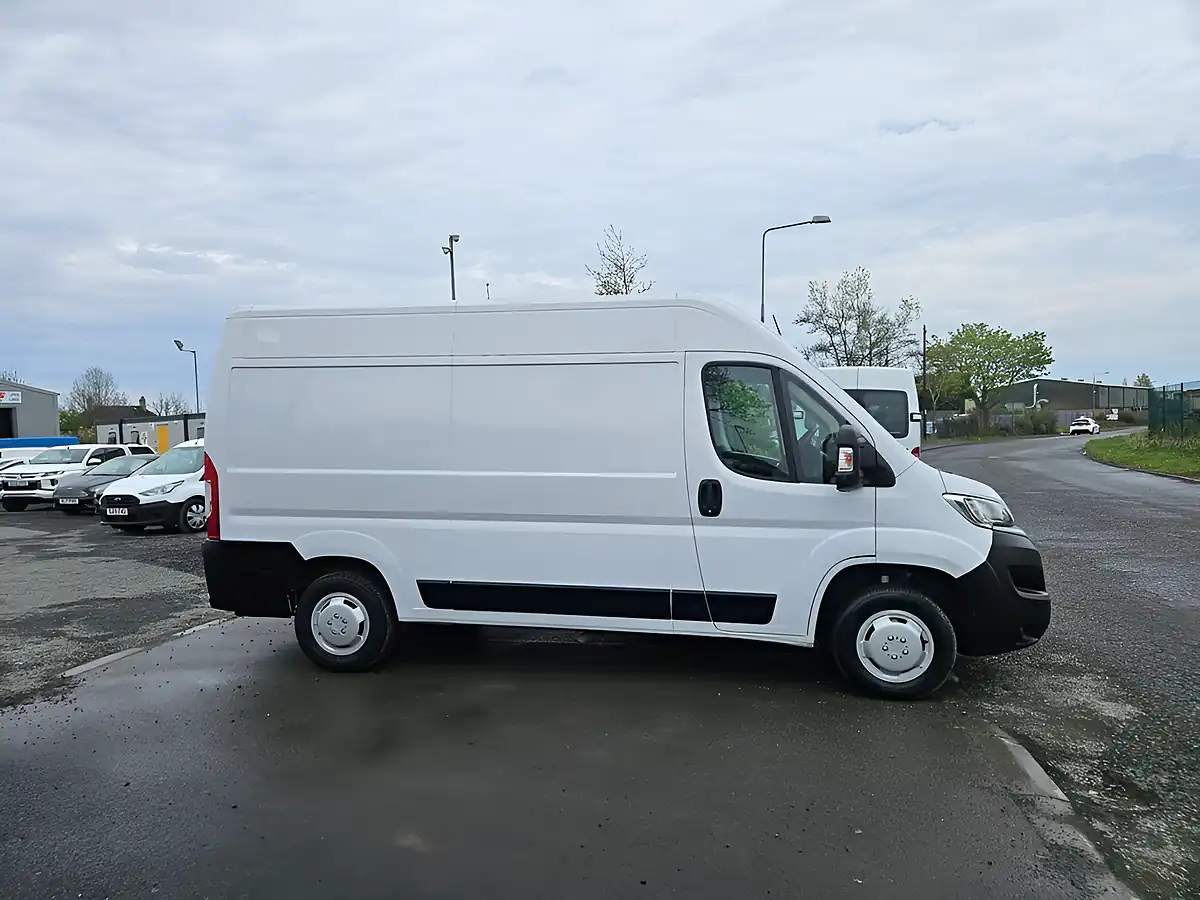Used 2021 Citroen Relay 35 L2H2 Mwb White - Interior and Exterior details 2
