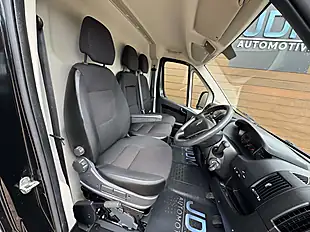 Used 2021 Citroen Relay Enterprise Black - Interior and Exterior details 17