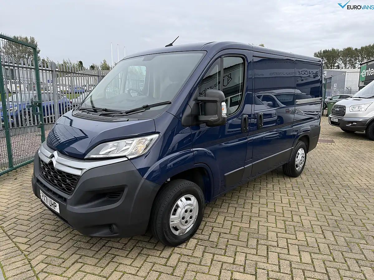 Used 2021 Citroen Relay Enterprise Blue - Interior and Exterior details 4
