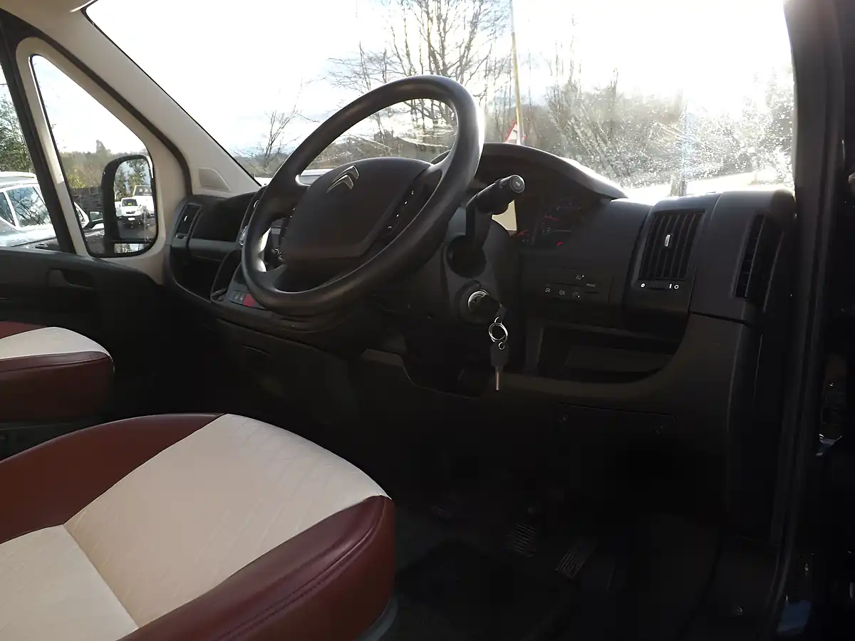 Used 2021 Citroën Relay Enterprise Grey - Interior and Exterior details 9