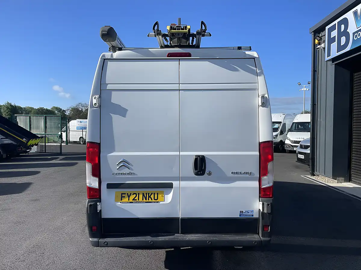 Used 2021 Citroen Relay Enterprise L2H2 White - Interior and Exterior details 5