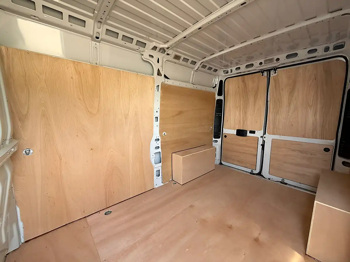 Used 2021 Citroen Relay Enterprise White - Interior and Exterior details 11