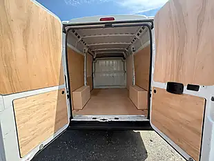 Used 2021 Citroen Relay Enterprise White - Interior and Exterior details 12