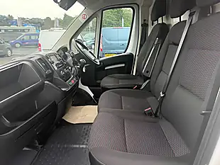 Used 2021 Citroen Relay Enterprise White - Interior and Exterior details 10