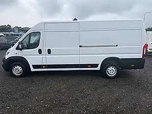 Used 2021 Citroen Relay Enterprise White - Interior and Exterior details 4