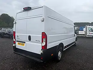 Used 2021 Citroen Relay Enterprise White - Interior and Exterior details 7