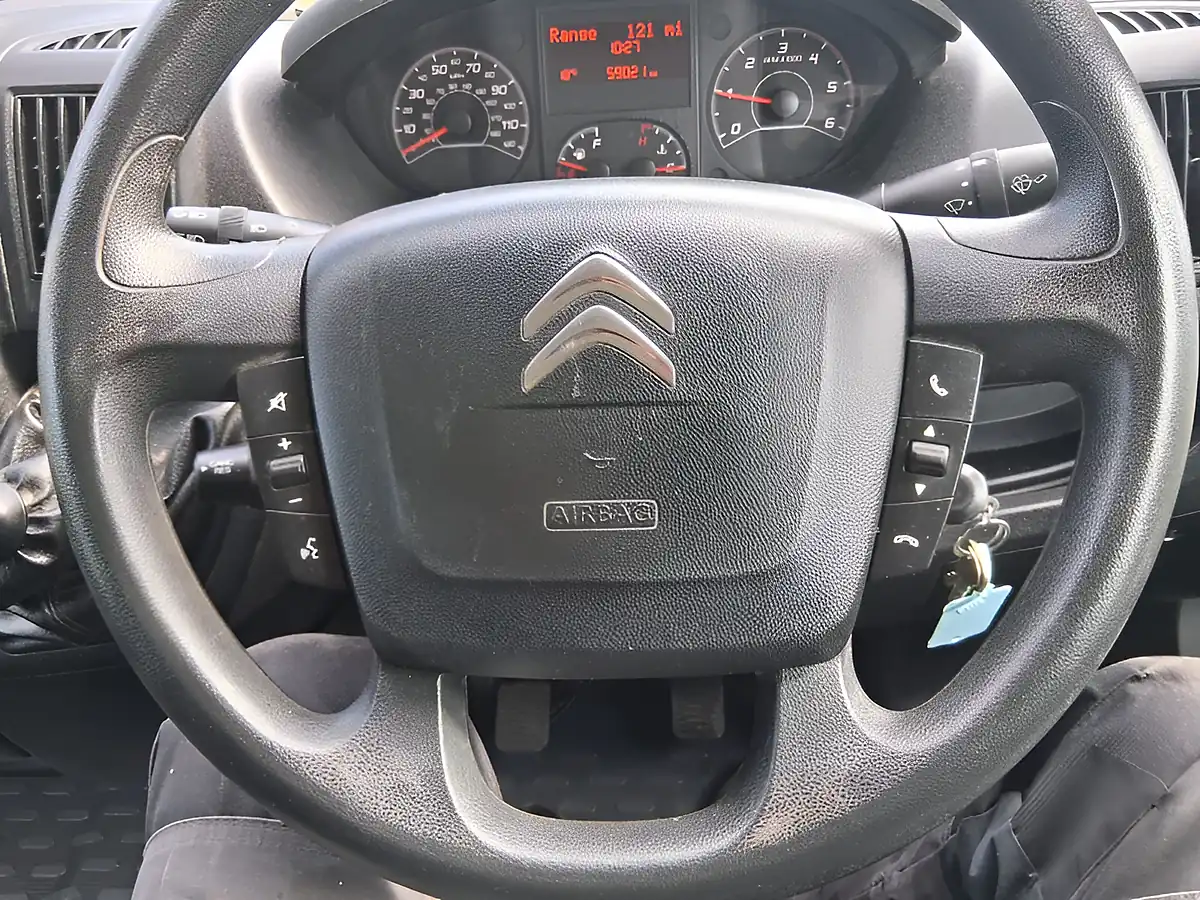 Used 2021 Citroen Relay Enterprise White - Interior and Exterior details 19
