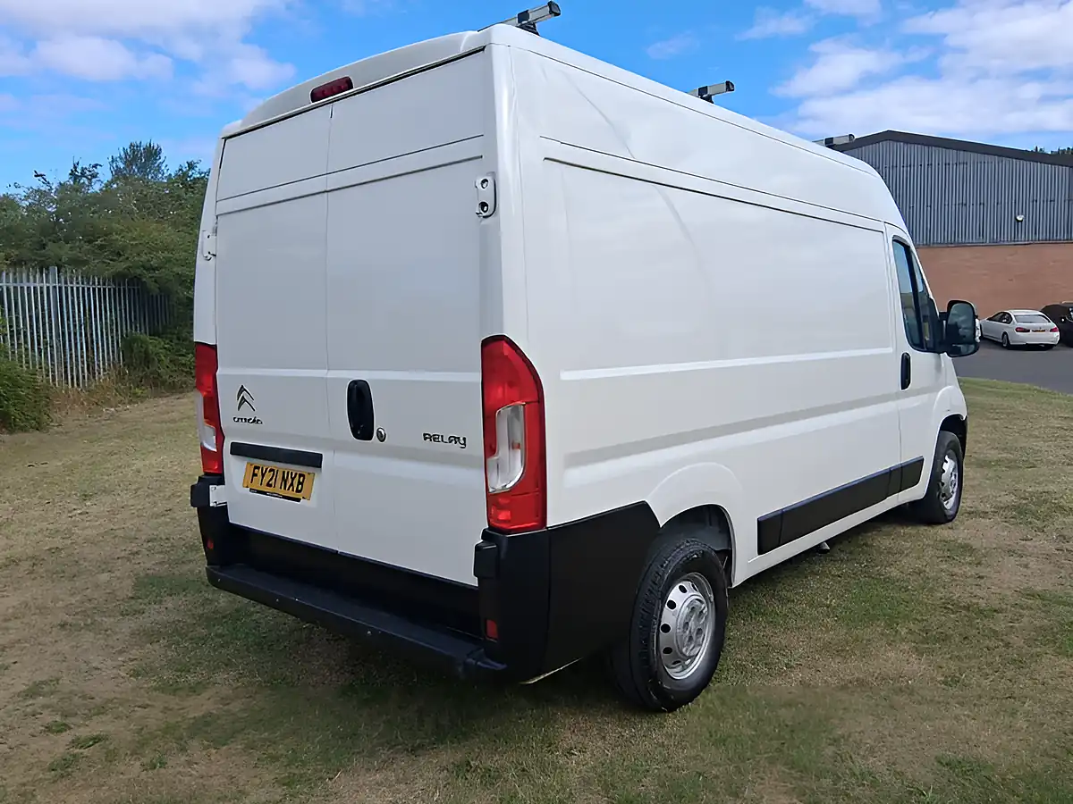 Used 2021 Citroen Relay Enterprise White - Interior and Exterior details 5