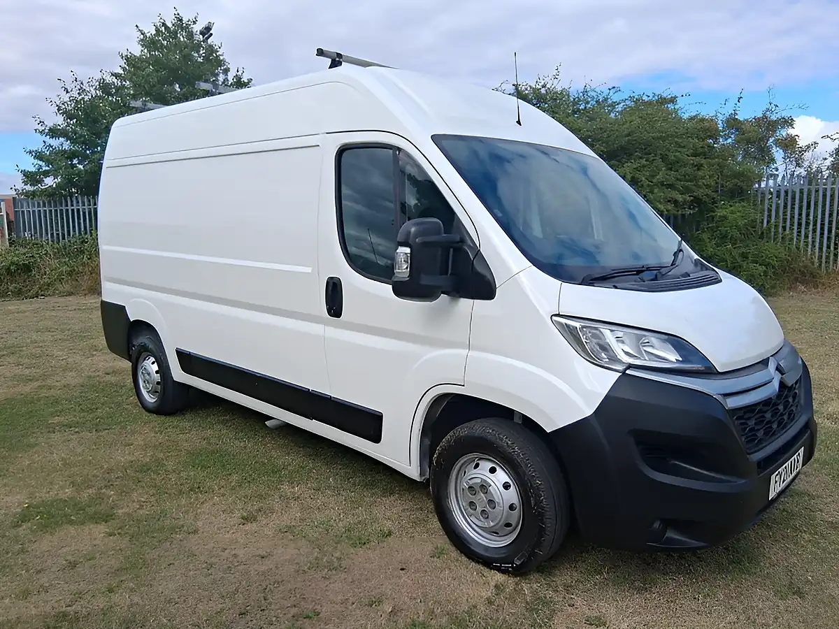 Used 2021 Citroen Relay Enterprise White - Interior and Exterior details 7