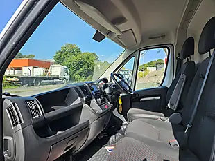 Used 2021 Citroen Relay Enterprise White - Interior and Exterior details 12