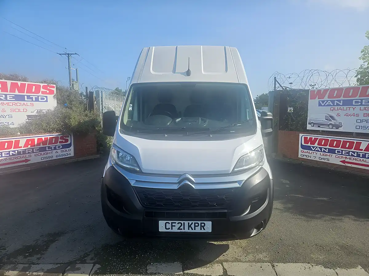 Used 2021 Citroen Relay Enterprise White - Interior and Exterior details 3