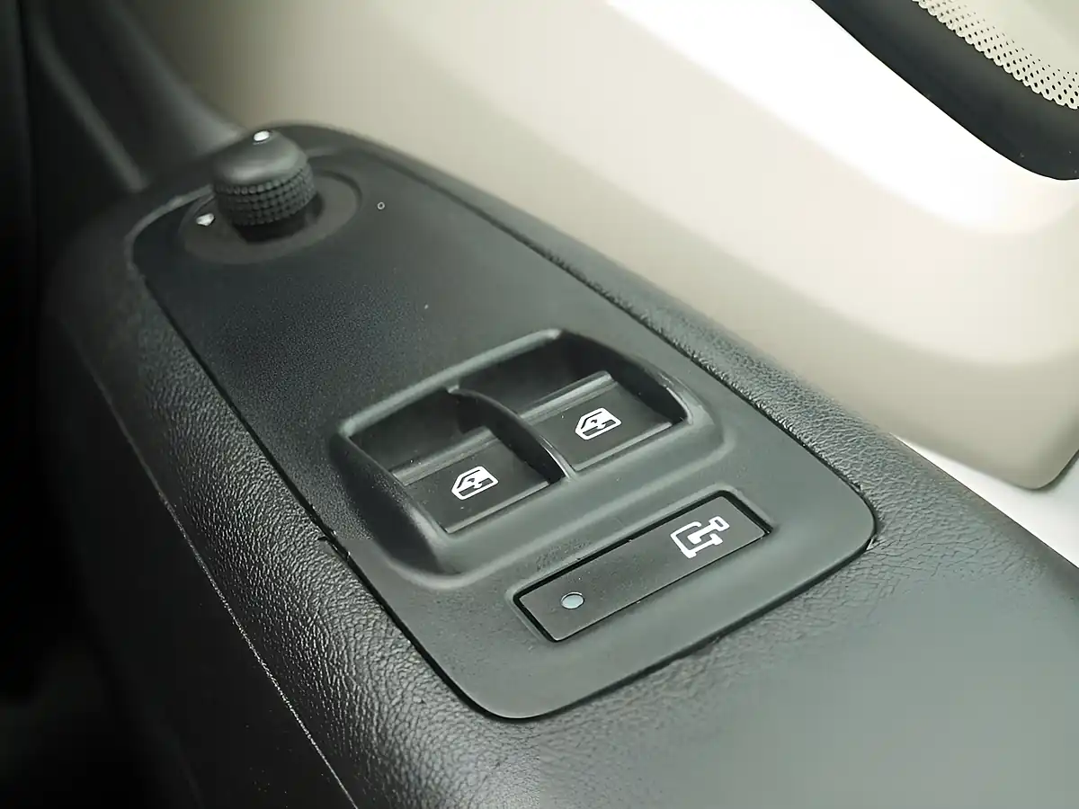 Used 2021 Citroen Relay Enterprise White - Interior and Exterior details 18