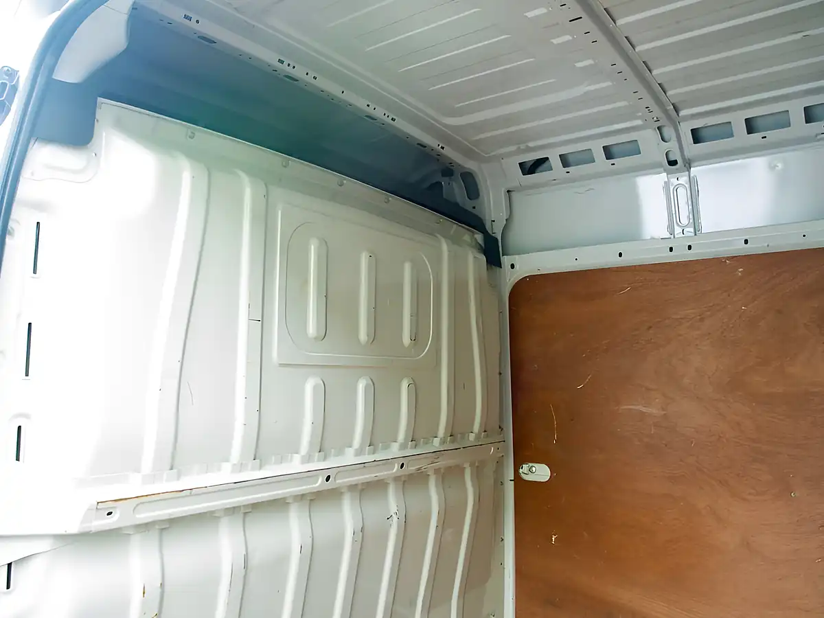Used 2021 Citroen Relay Enterprise White - Interior and Exterior details 19