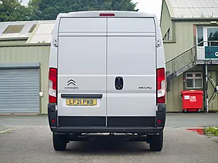 Used 2021 Citroen Relay Enterprise White - Interior and Exterior details 3