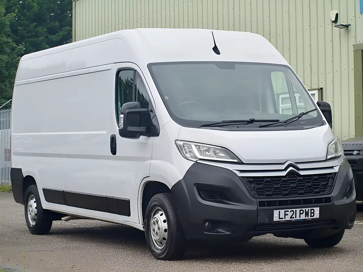 Used 2021 Citroen Relay Enterprise White - Interior and Exterior details 5