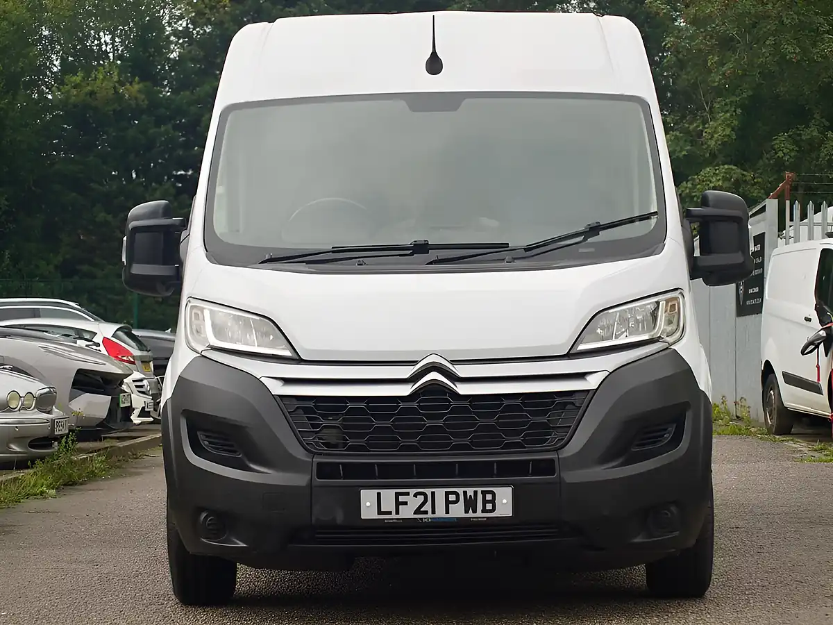 Used 2021 Citroen Relay Enterprise White - Interior and Exterior details 6