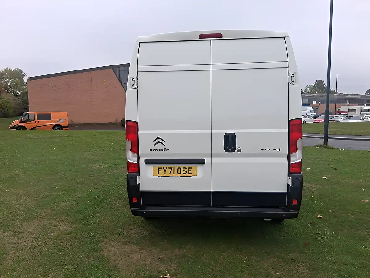 Used 2021 Citroen Relay Enterprise White - Interior and Exterior details 4
