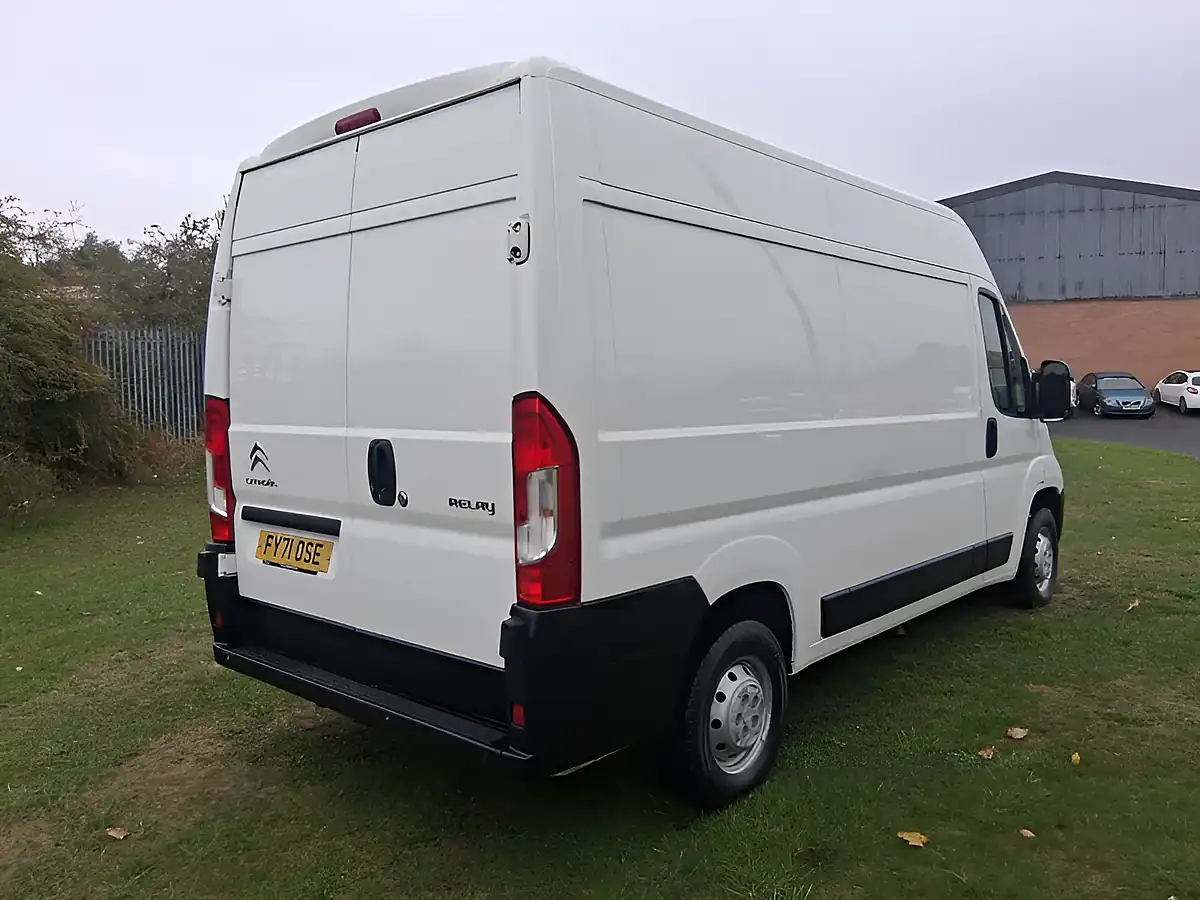 Used 2021 Citroen Relay Enterprise White - Interior and Exterior details 5
