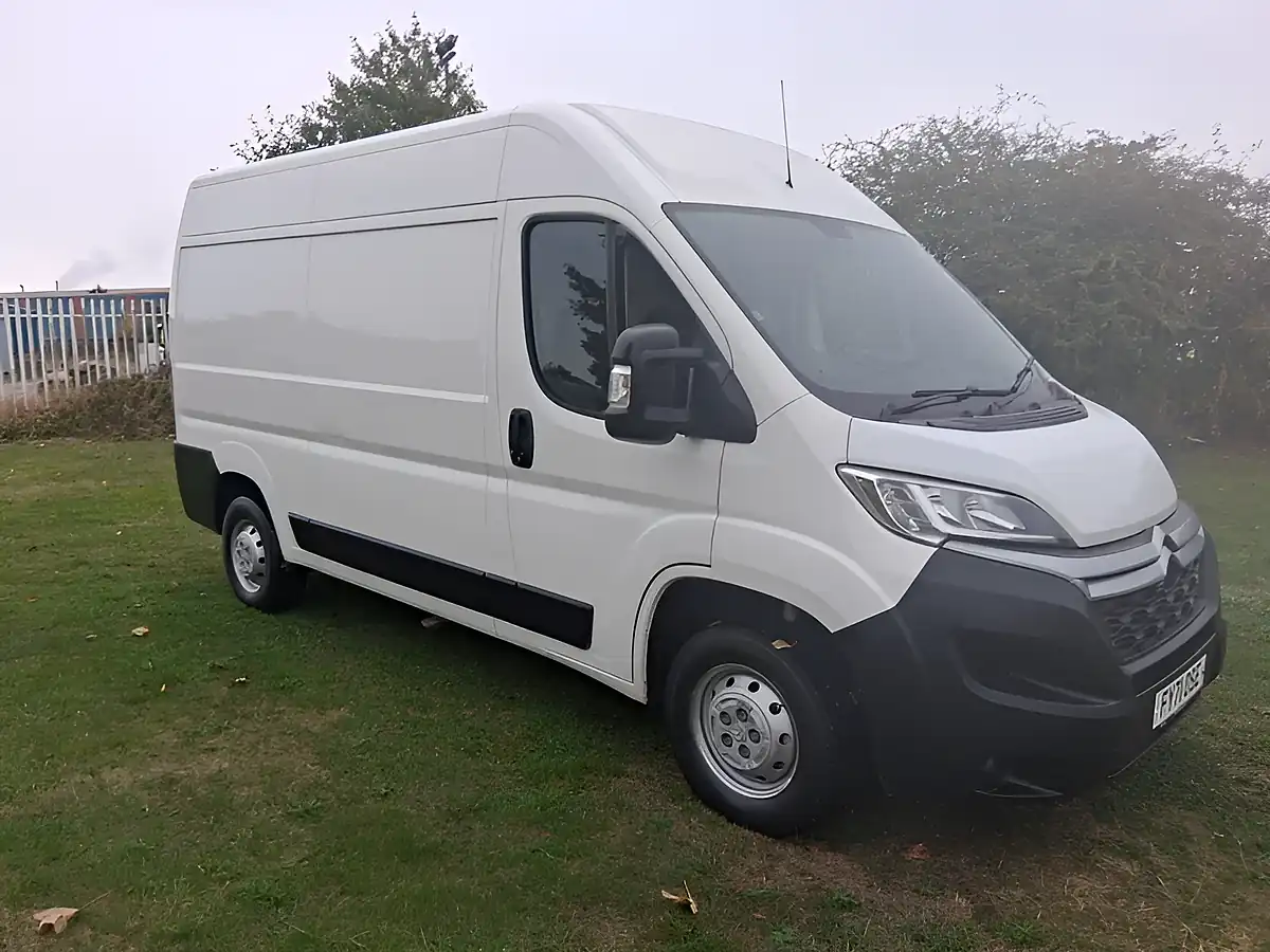 Used 2021 Citroen Relay Enterprise White - Interior and Exterior details 7