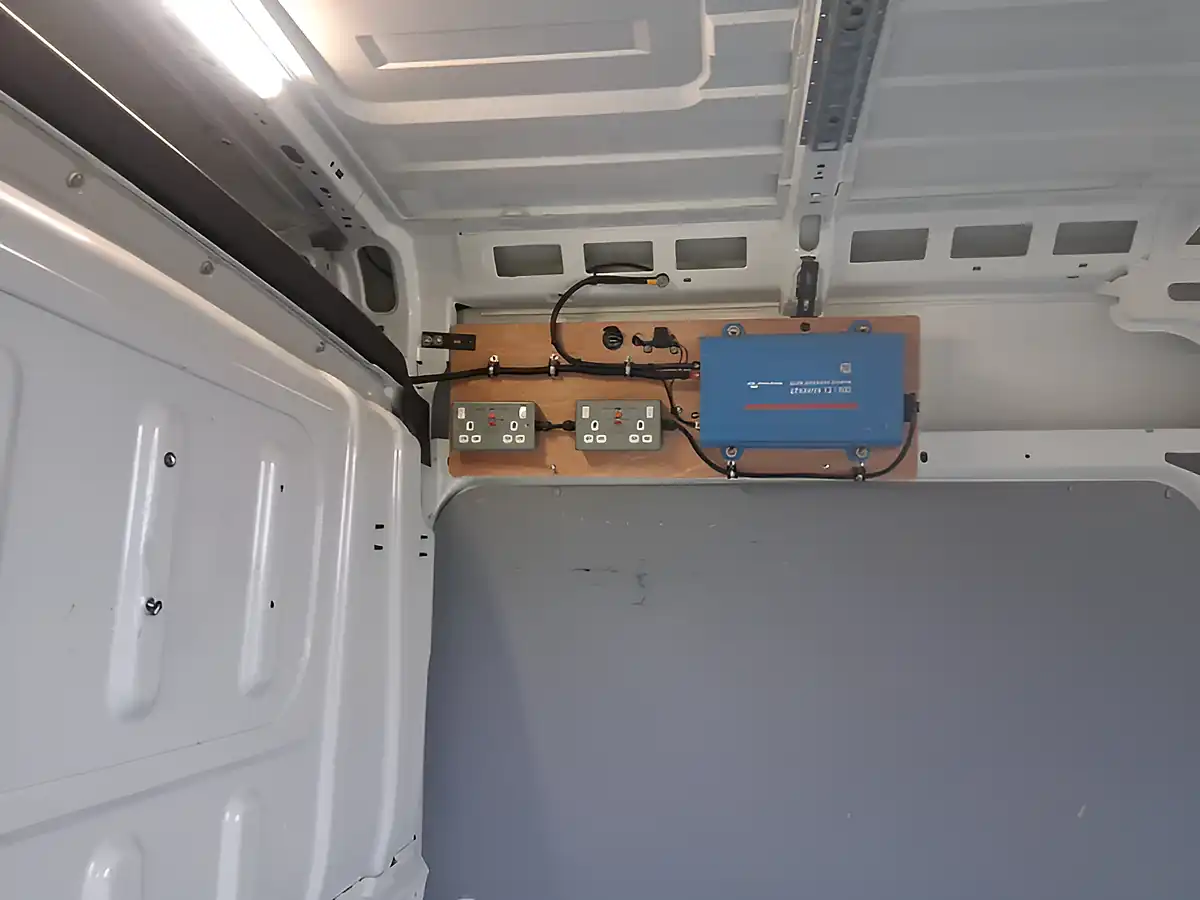 Used 2021 Citroen Relay Enterprise White - Interior and Exterior details 9