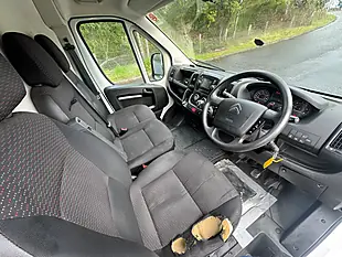 Used 2021 Citroen Relay Enterprise White - Interior and Exterior details 12