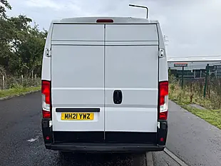 Used 2021 Citroen Relay Enterprise White - Interior and Exterior details 7
