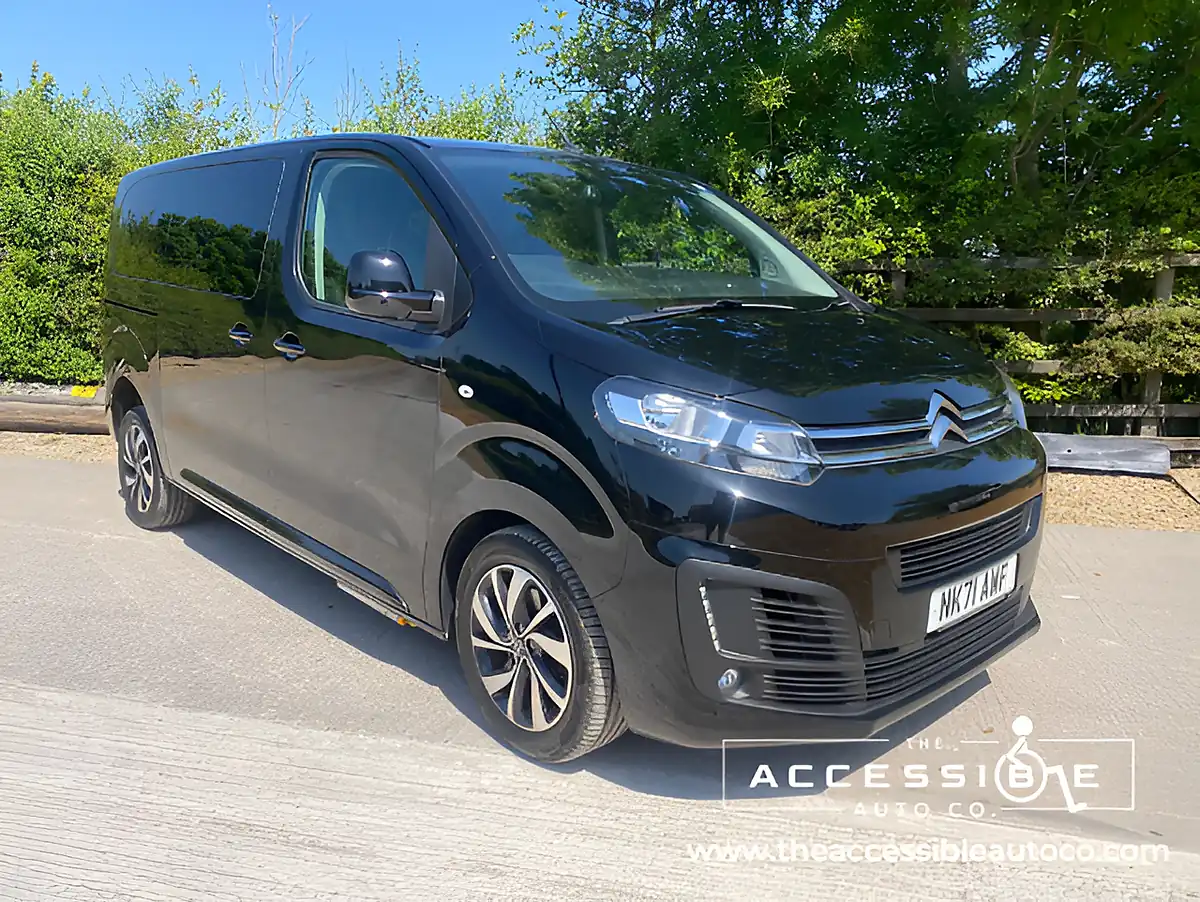 Used 2021 Citroen Spacetourer Business M Black - Interior and Exterior details 3