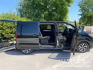 Used 2021 Citroen Spacetourer Business M Black - Interior and Exterior details 8