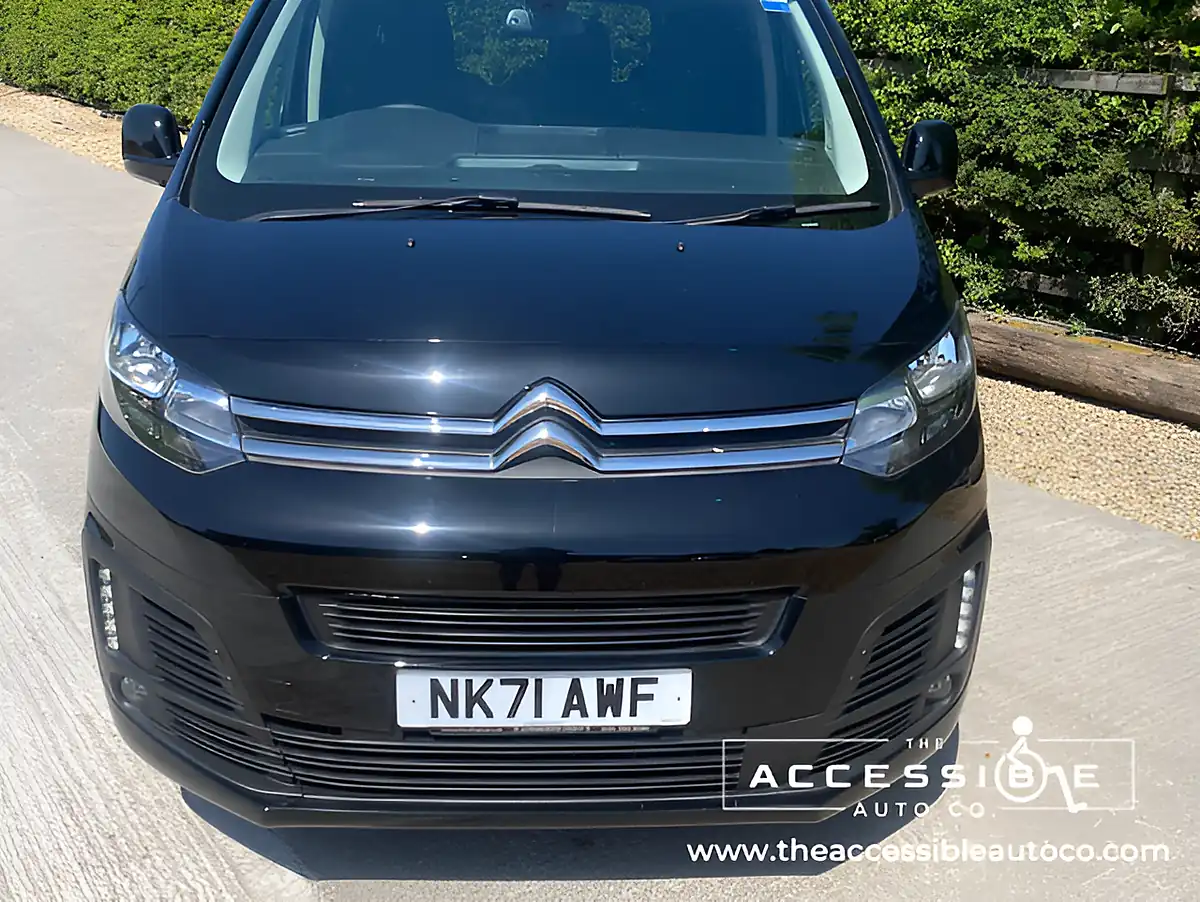 Used 2021 Citroen Spacetourer Business M Black - Interior and Exterior details 9