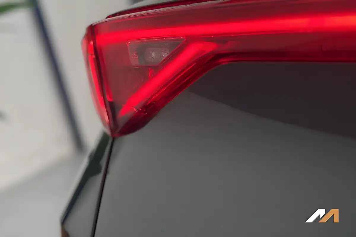 Used 2021 Cupra Formentor V1 Green - Interior and Exterior details 10