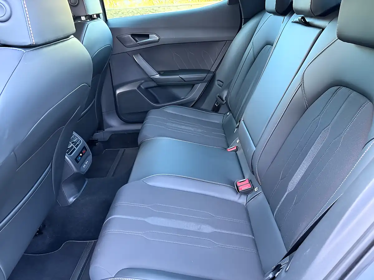 Used 2021 Cupra Formentor V1 Grey - Interior and Exterior details 17
