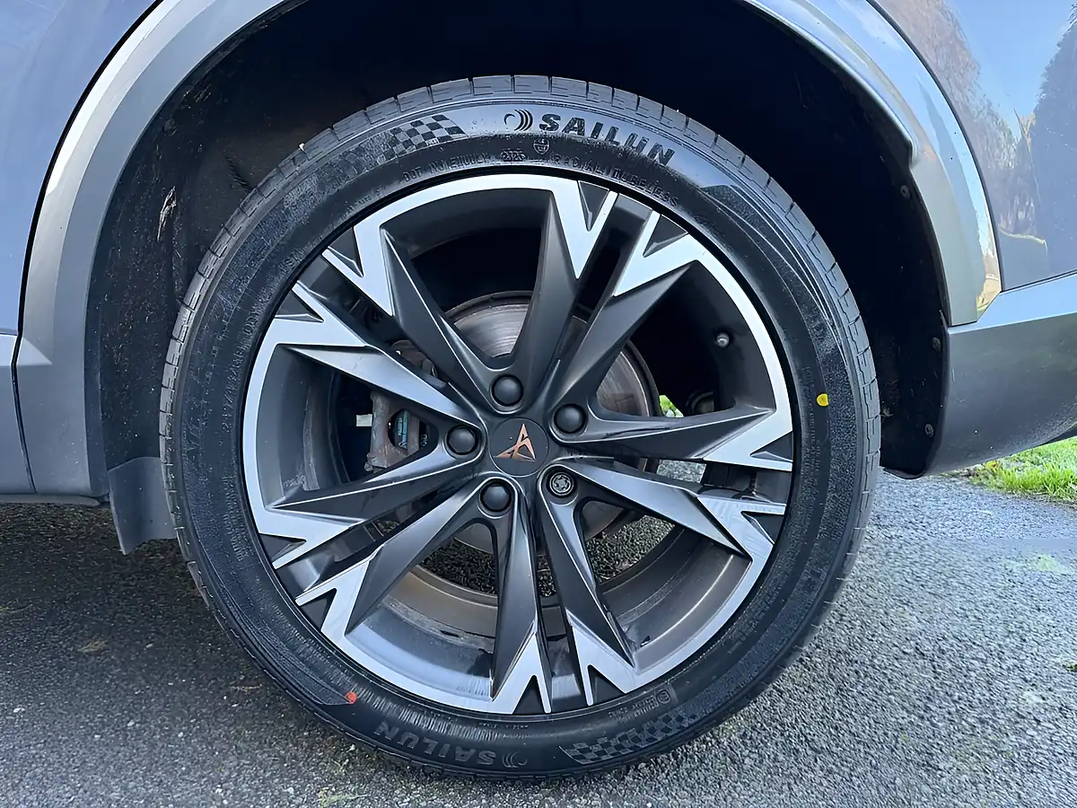 Used 2021 Cupra Formentor V1 Grey - Interior and Exterior details 19