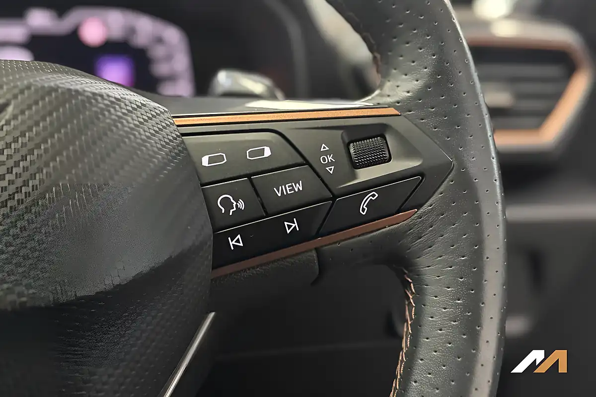 Used 2021 Cupra Formentor V1 Silver - Interior and Exterior details 13