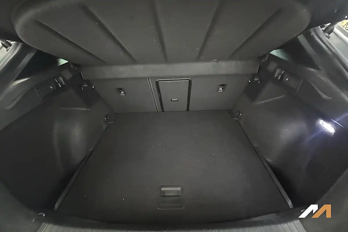 Used 2021 Cupra Formentor V1 Silver - Interior and Exterior details 16