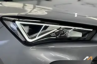Used 2021 Cupra Formentor V1 Silver - Interior and Exterior details 9