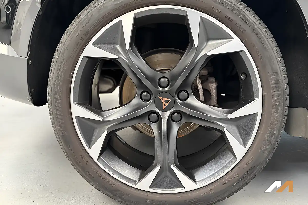 Used 2021 Cupra Formentor V2 Black - Interior and Exterior details 18