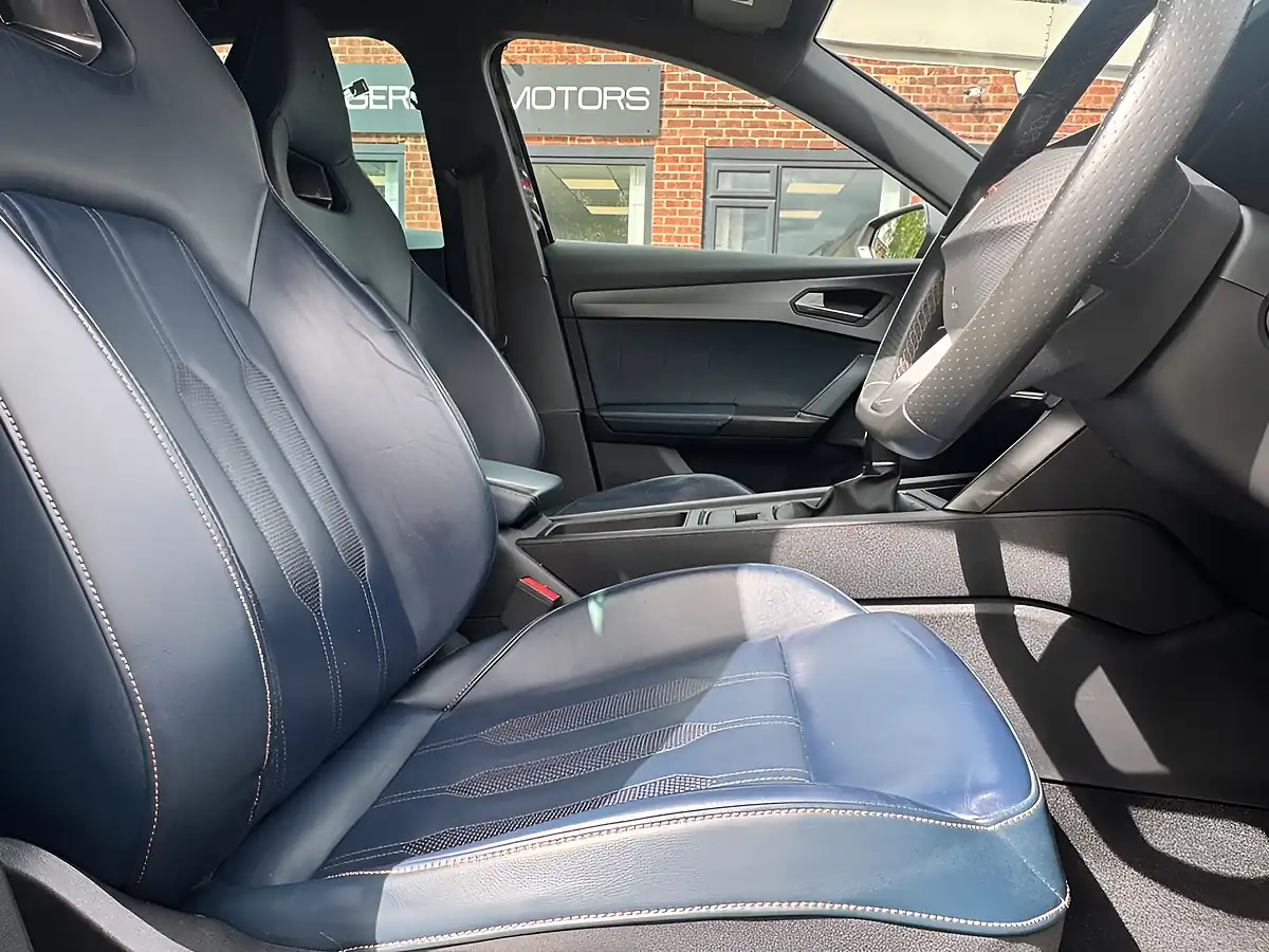Used 2021 Cupra Formentor V2 Black - Interior and Exterior details 11